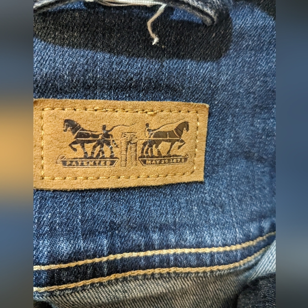 LEVI'S Jean Jacket - Picture 4 of 4